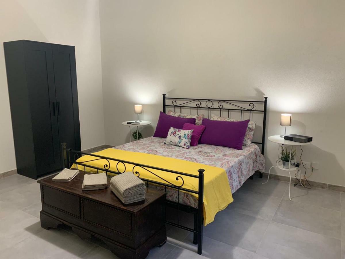 Aus Holiday Catania Villa Eksteriør billede