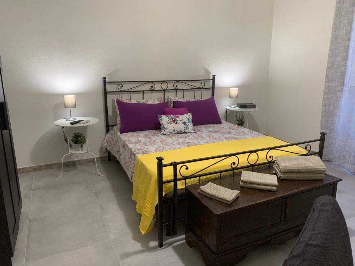 Aus Holiday Catania Villa Eksteriør billede